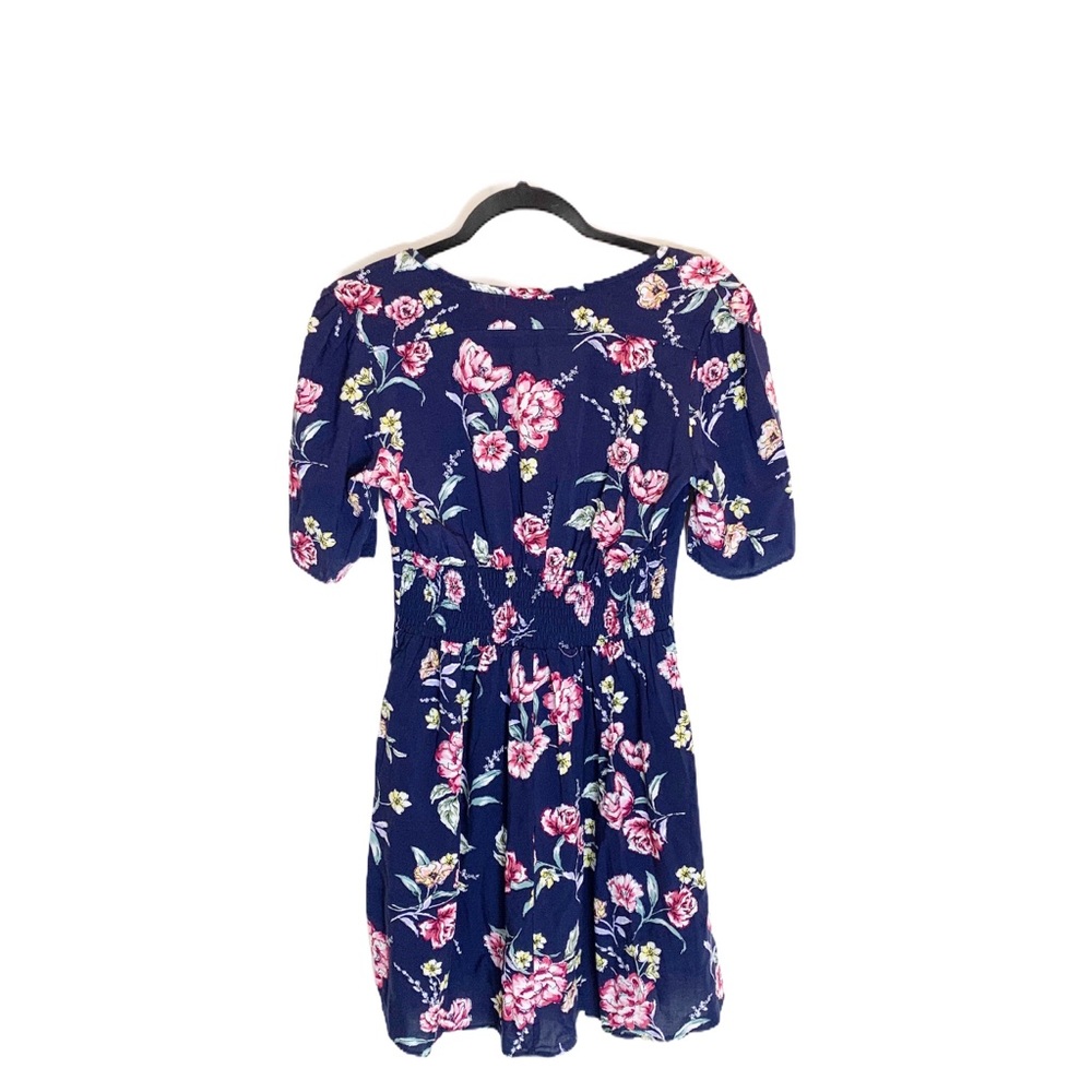 Band Of Gypsies Navy Floral Print Short Sleeve Mini Dress Size S NWT Whimsy Boho - Picture 3 of 9